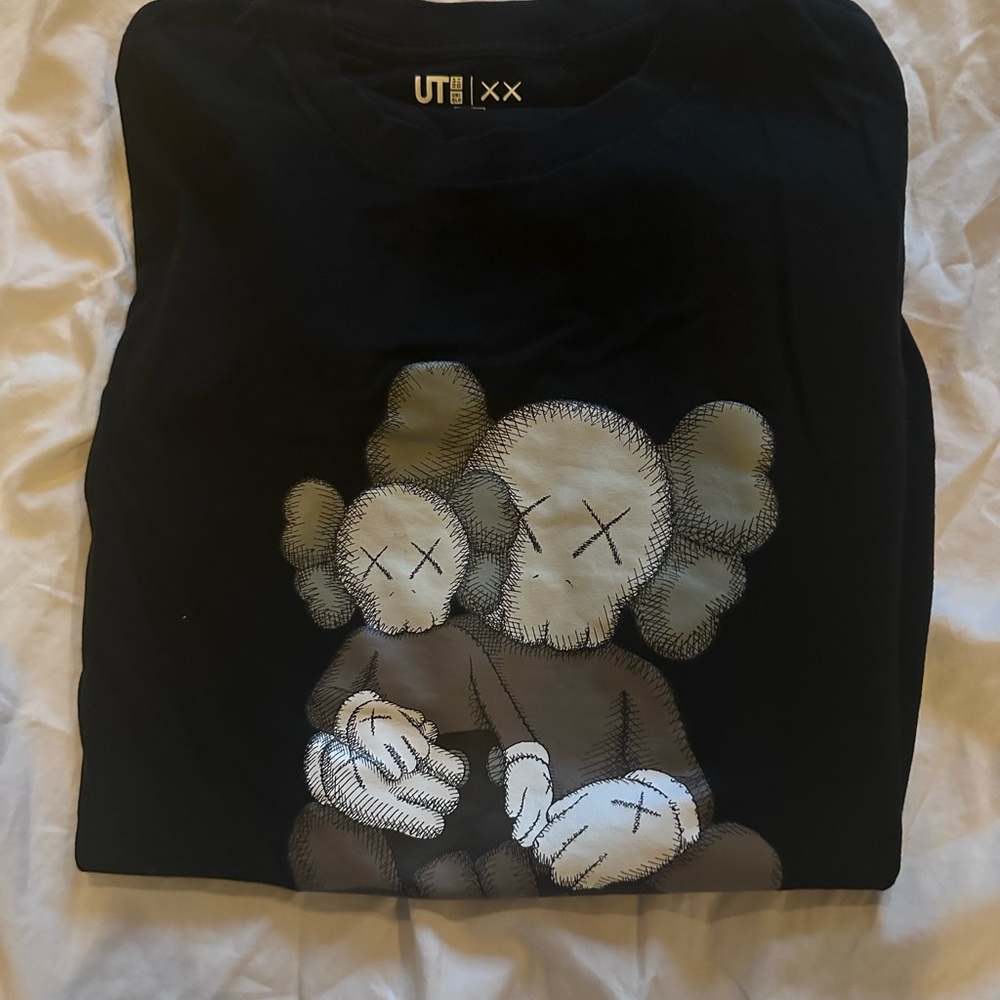 Kaws x Uniqlo UT Short Sleeve Graphic Black T-Shirt